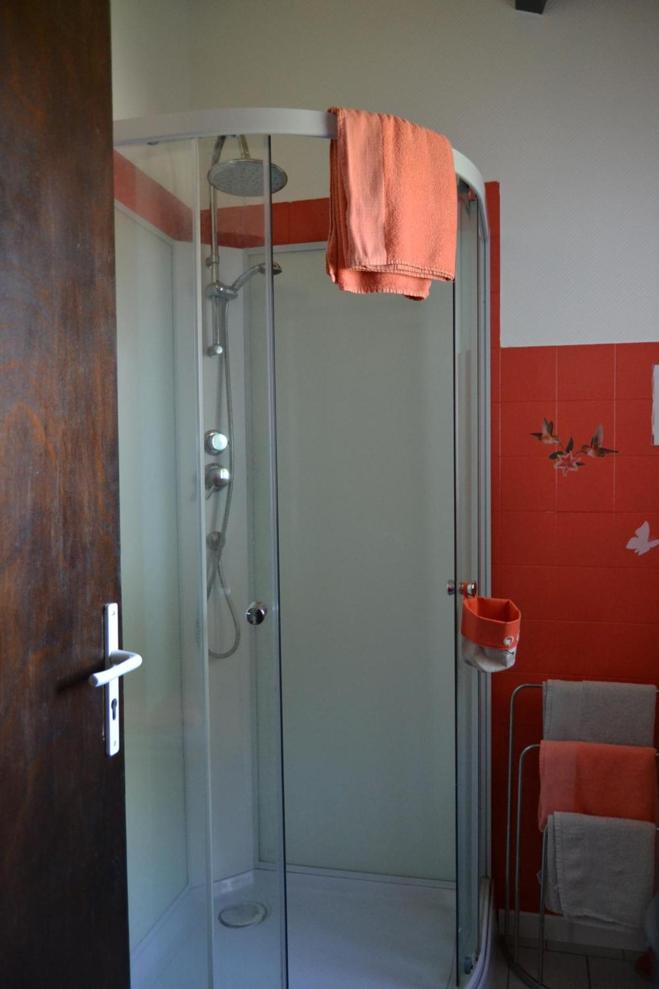 Le Gite De La Lombriere Saint-Denis-de-Pile Экстерьер фото